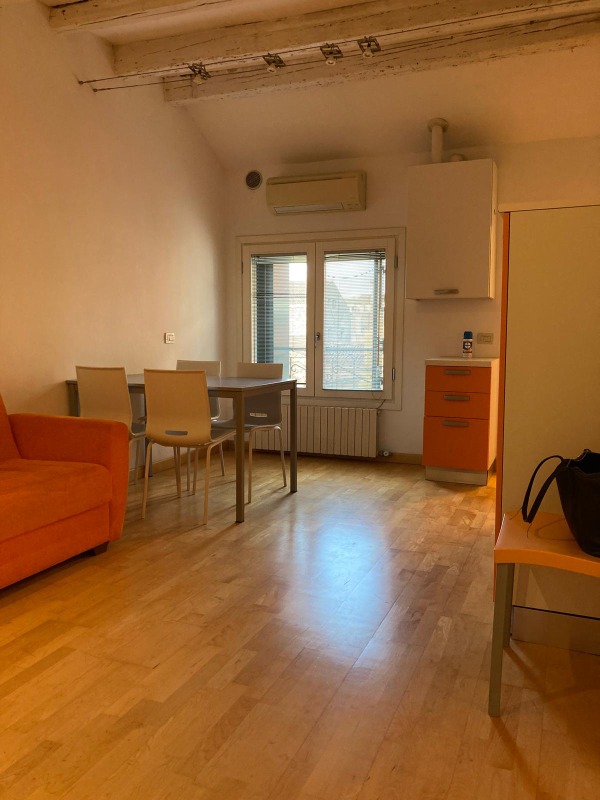 Immagine dell'annuncio 2008_118